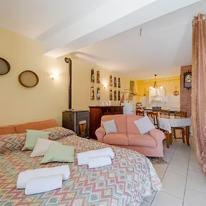La Taverna Tra Gli Ulivi Hébergement de vacances Perinaldo